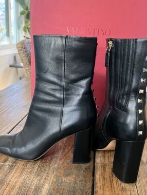 Valentino Garavani Black Leather Rockstud Mid-Calf Boots 41.5/10.5 US Women